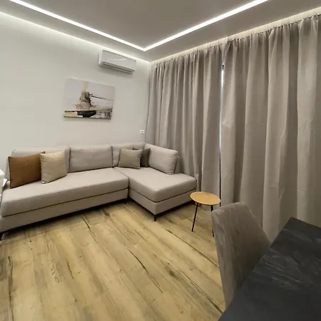 아파트 Fael Luxury 311 *